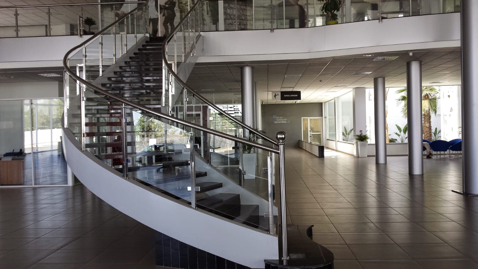22Garde-corps inox escalier — Projet architectural Maroc