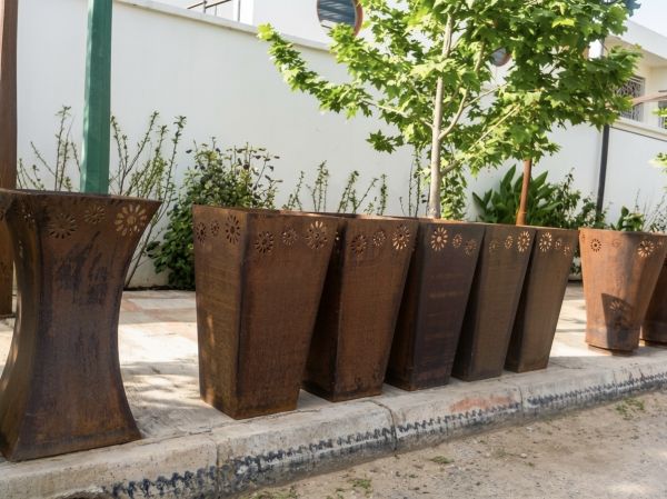 Mobilier urbain pot de fleurs — Maroc